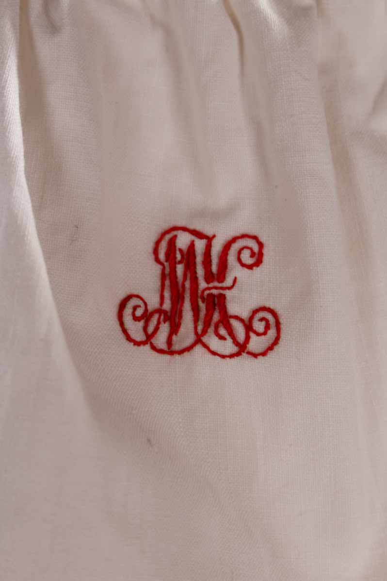 antike Leinen Wäsche Monogramm MH