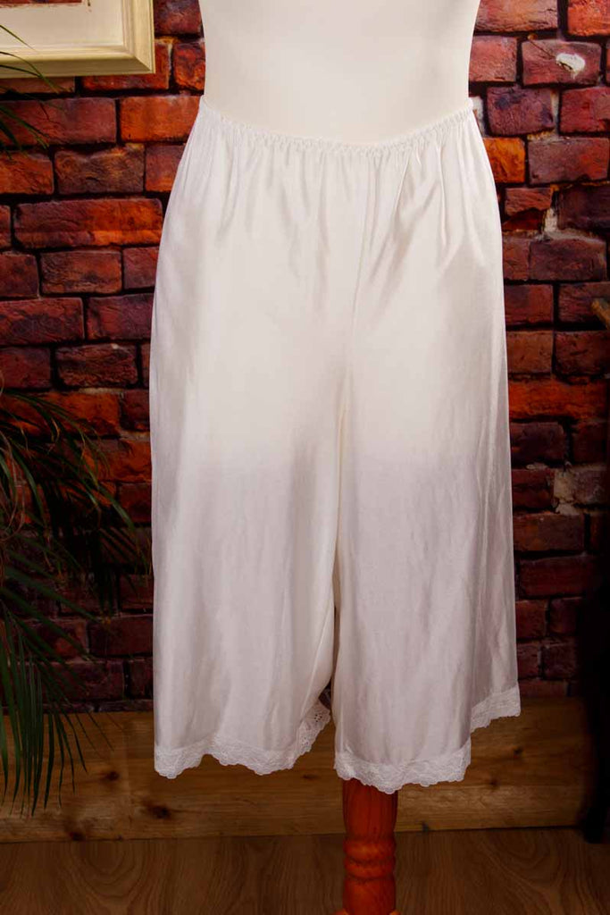 Nylon Unterhose weiß