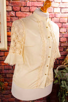Trachtenbluse beige Stehkragen