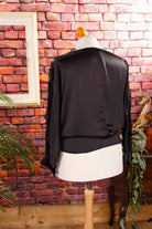 elegantes Fledermaustop schwarz Satin