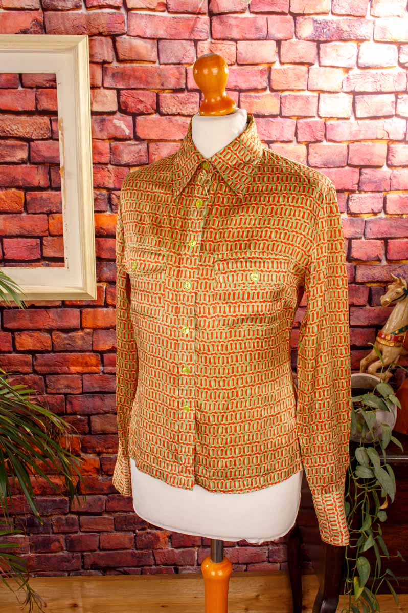 90s Seidenbluse 70er Stil