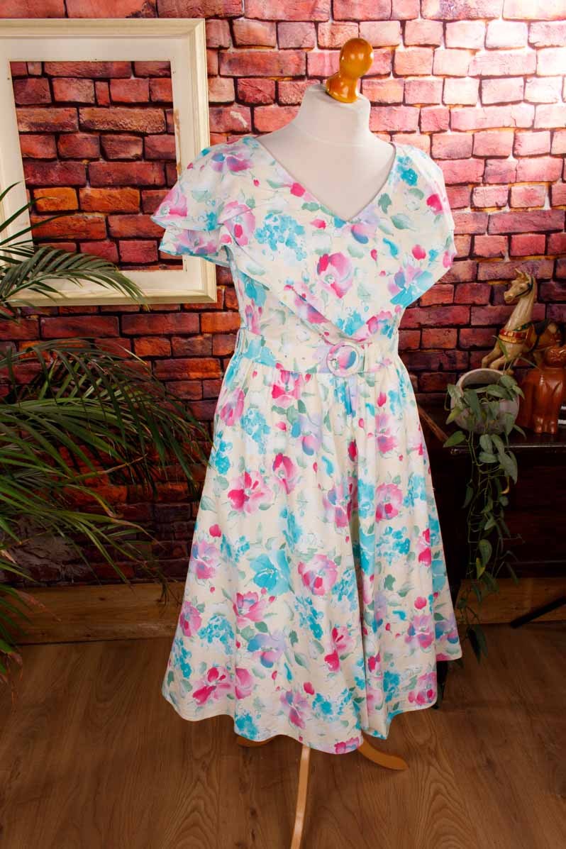 90er Jahre Sommerkleid pastell