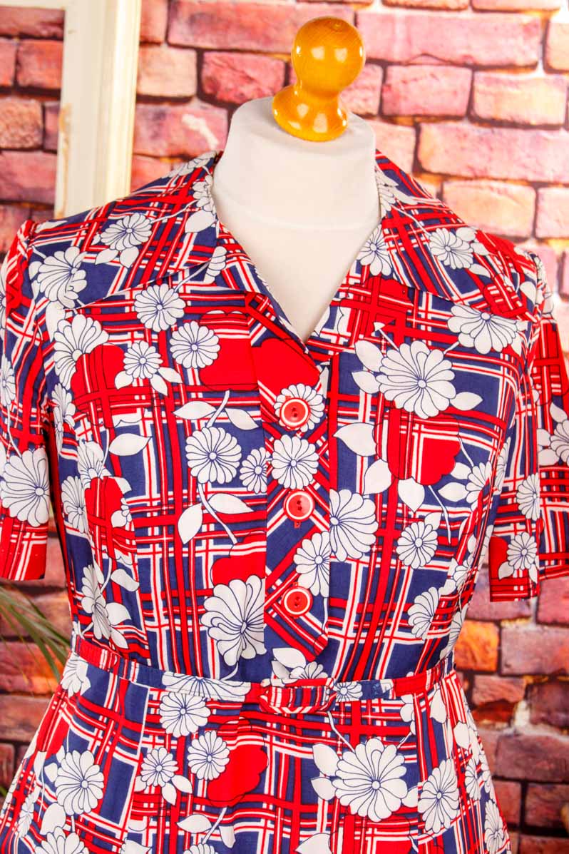 70s Flower Power Kleid rot blau