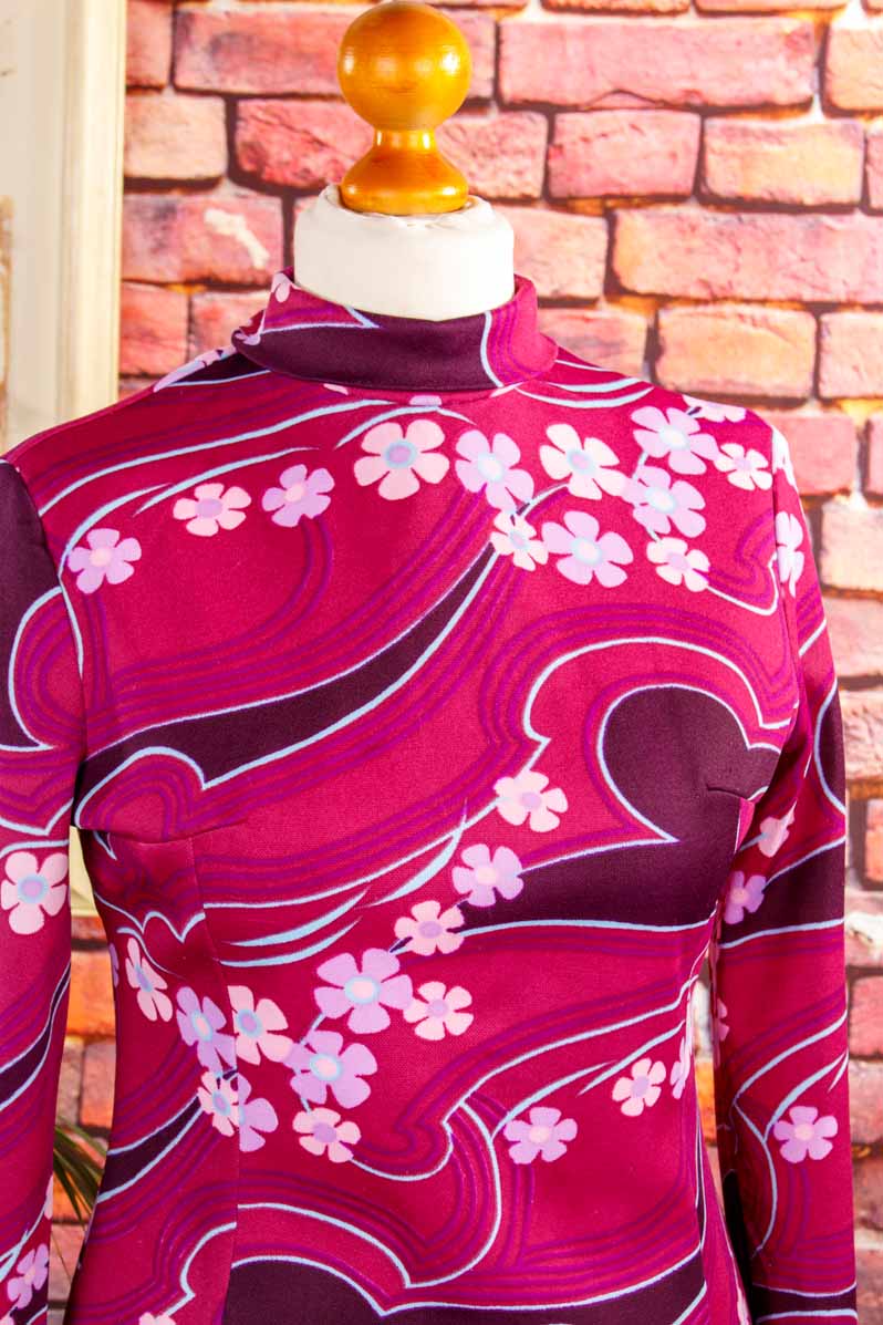 60s Stretchkleid lila Stehkragen