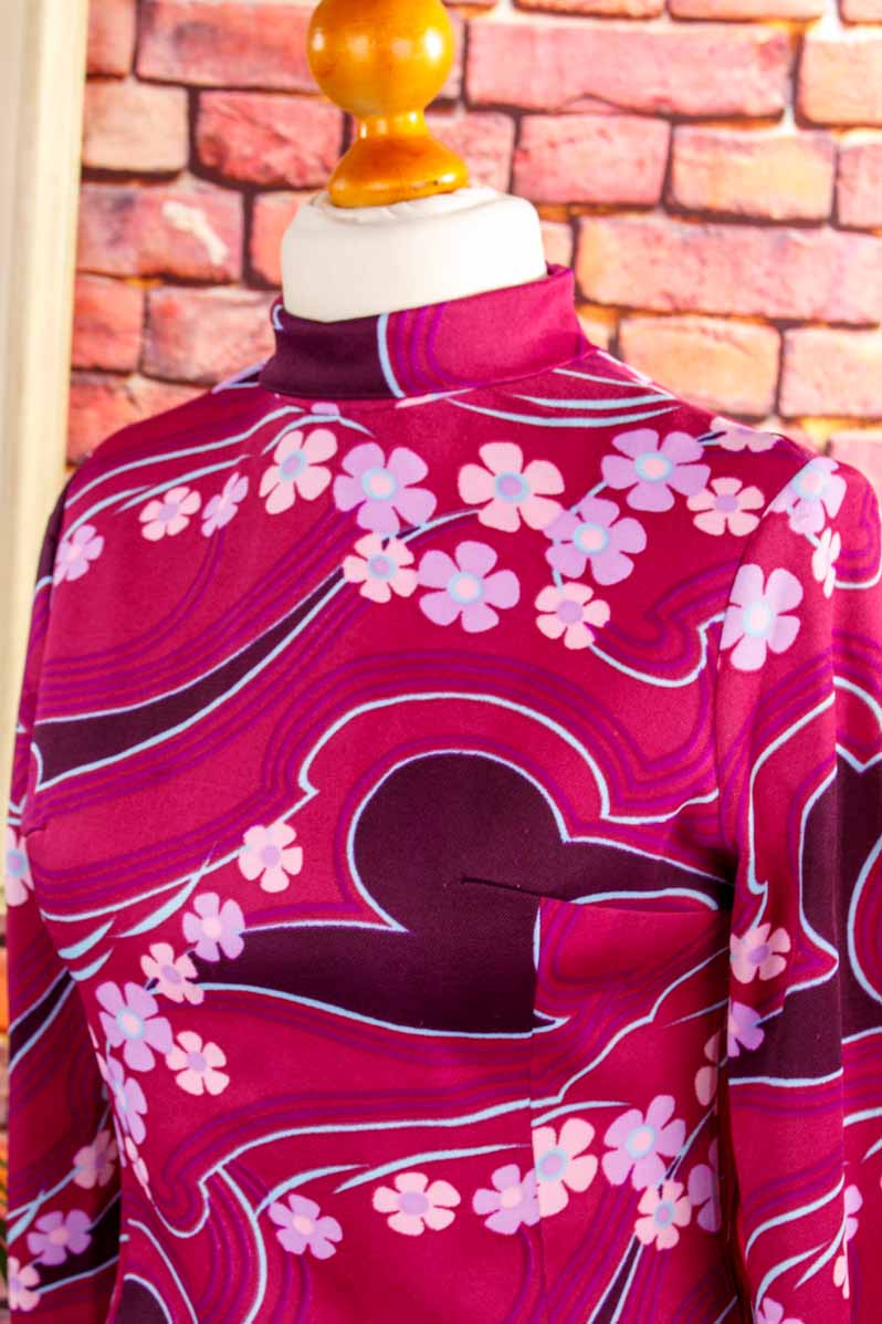 60s Stretchkleid lila Stehkragen