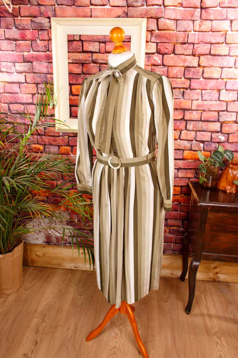 Louis Féraud Seidenkleid Streifen