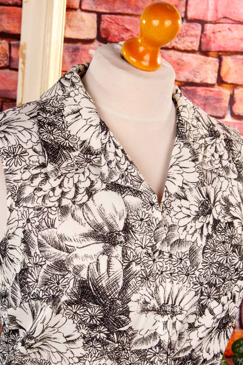 Stretchkleid schwarz weiß Blumen