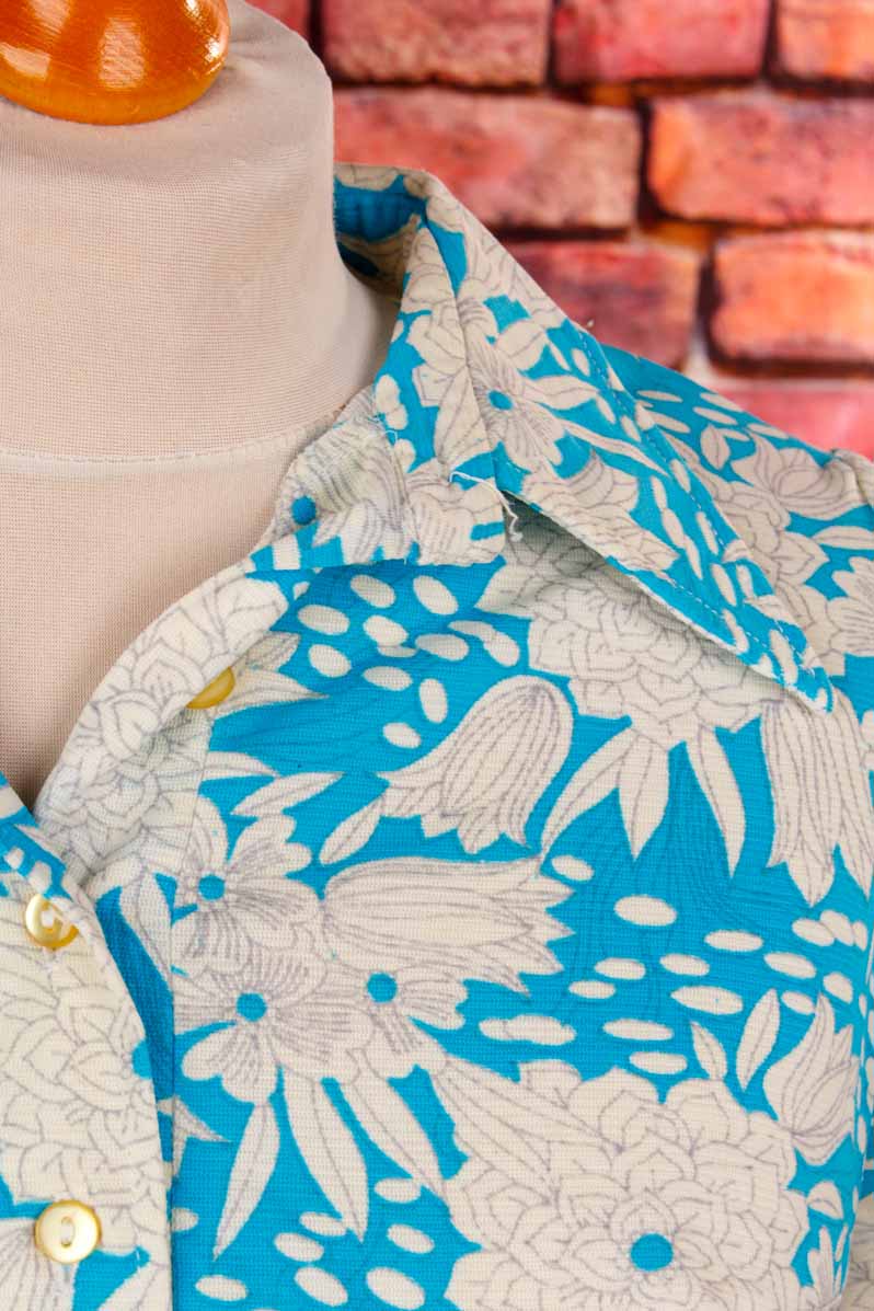 DDR Bluse türkis Muster