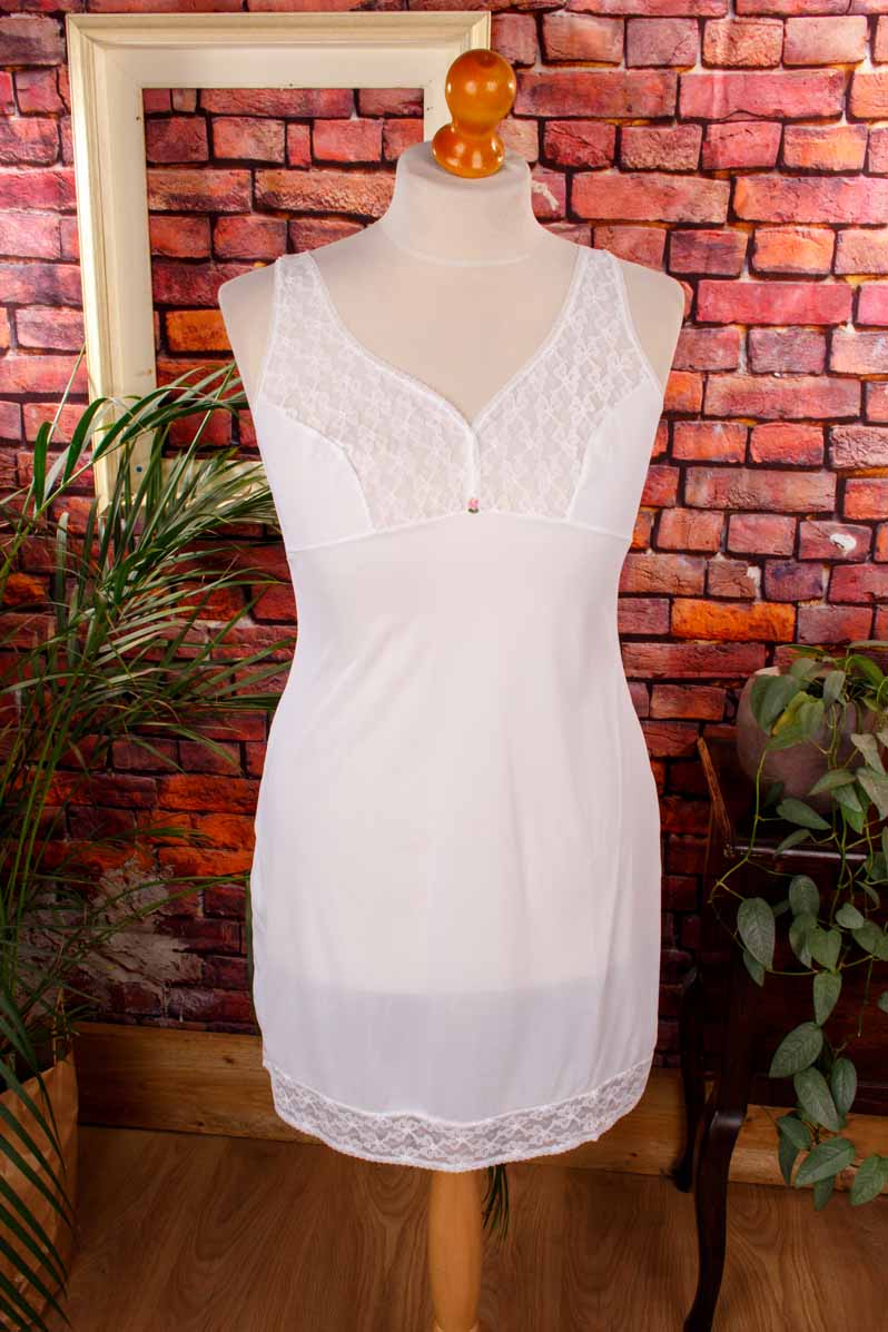 Unterkleid zart weiß Spitze