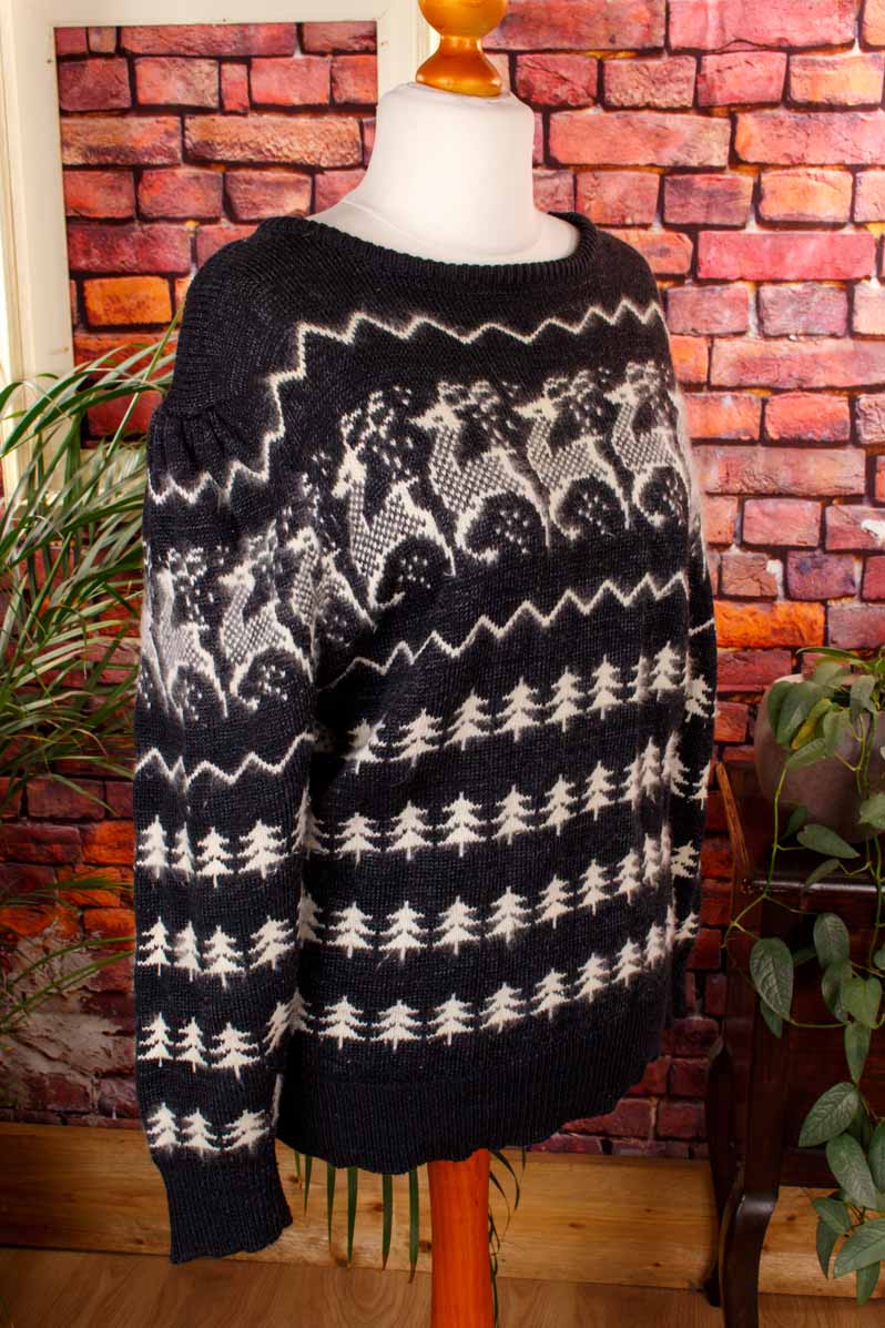 Winterpulli grau Rentiere