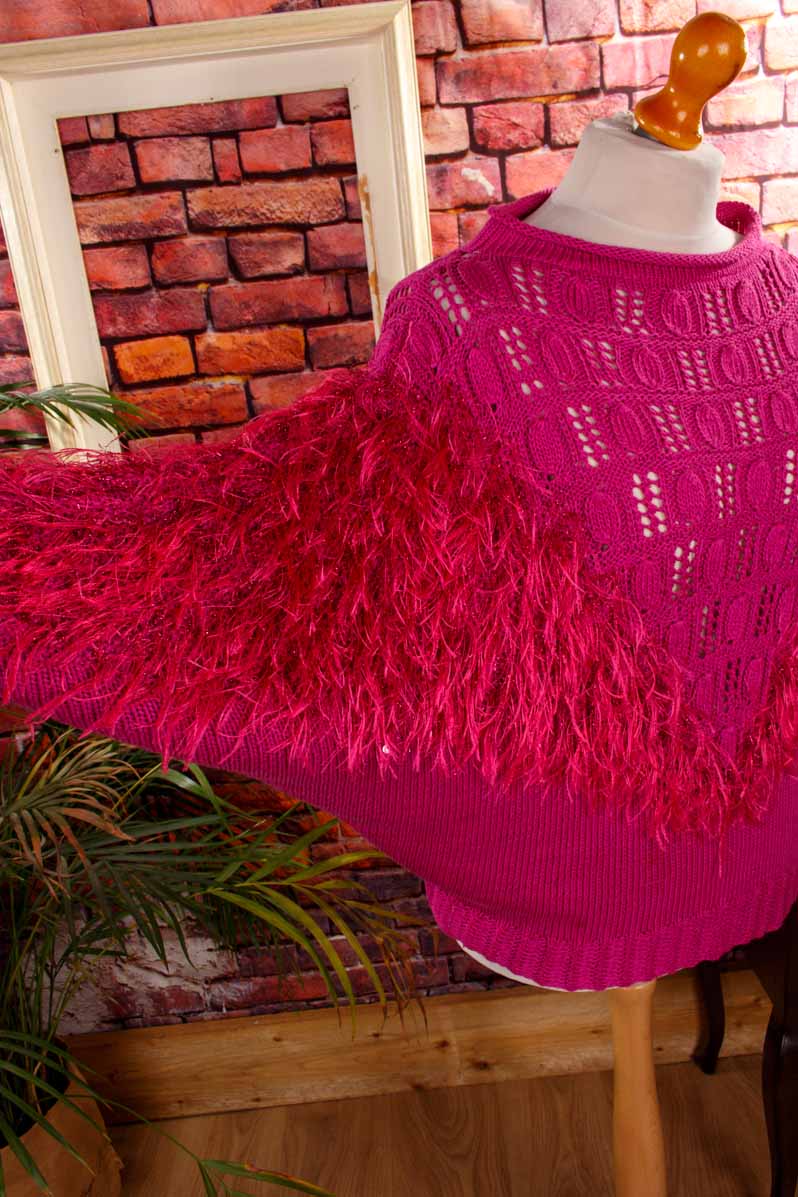 Fledermaus Zottelpulli pink
