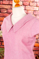 elegantes Kostüm rosa Brokat