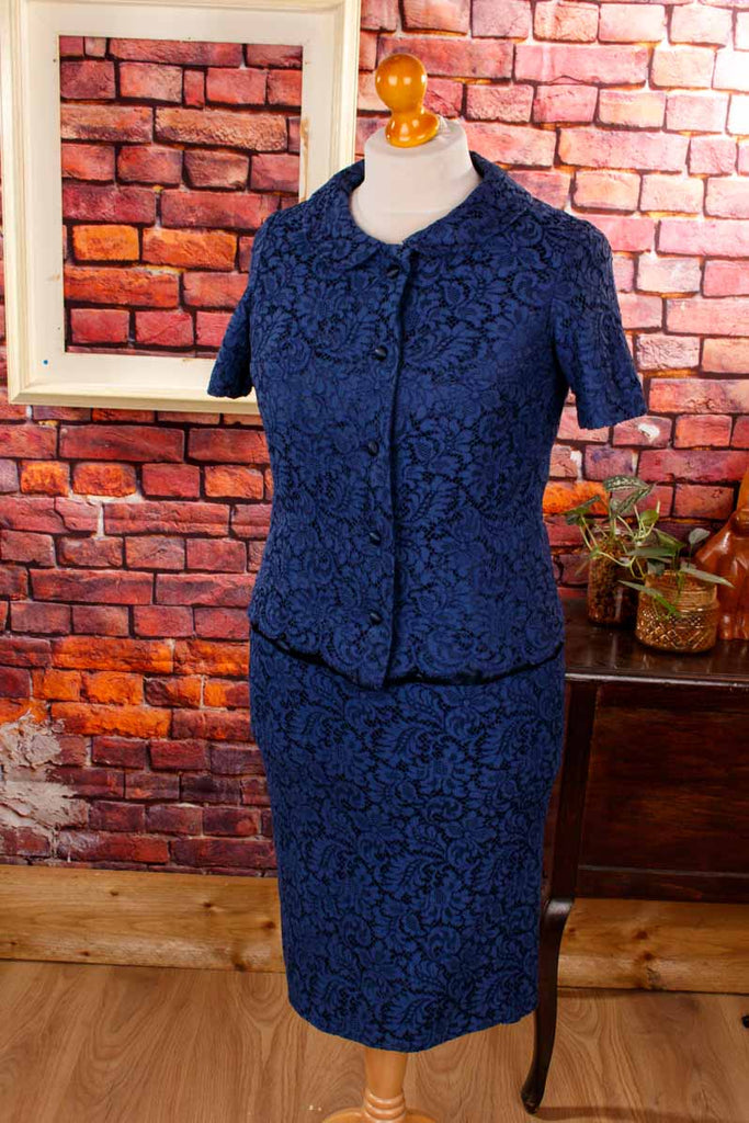 Spitze Kostüm dunkelblau