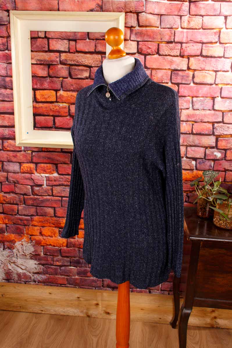 Wolle-Seide Pullover blau Rippmuster