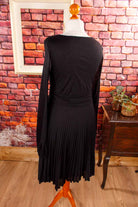 leichtes Plisseekleid schwarz