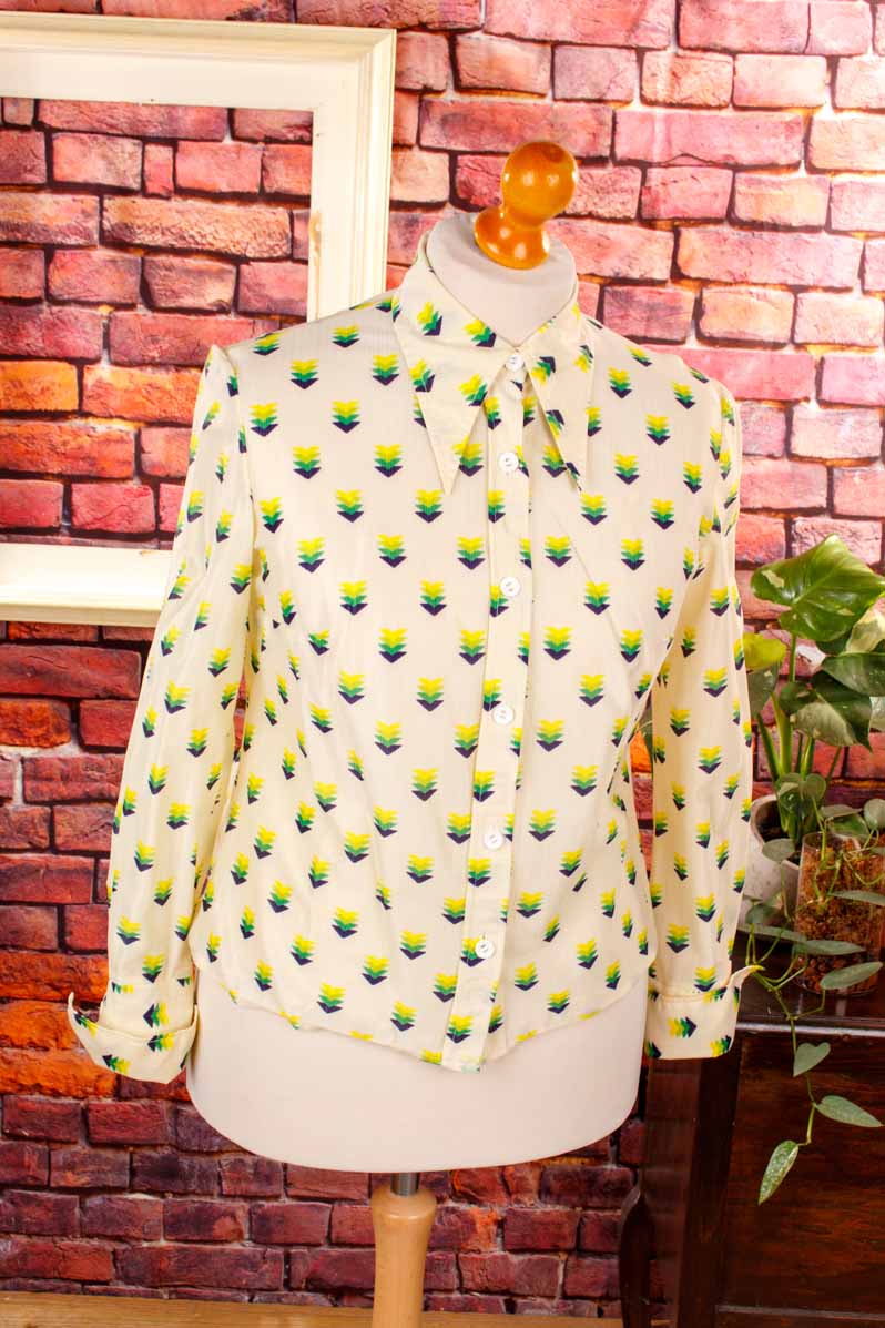 DDR Bluse beige grün Muster