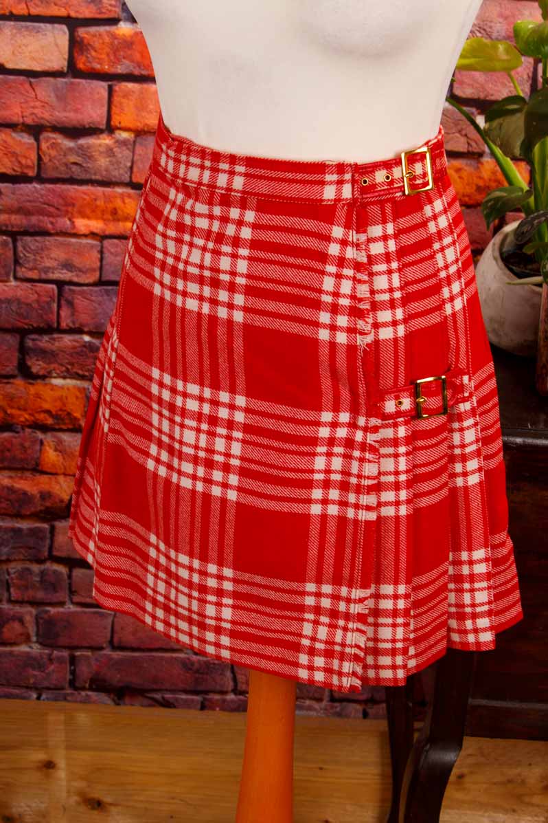 Wolle Faltenrock rot weiß kariert