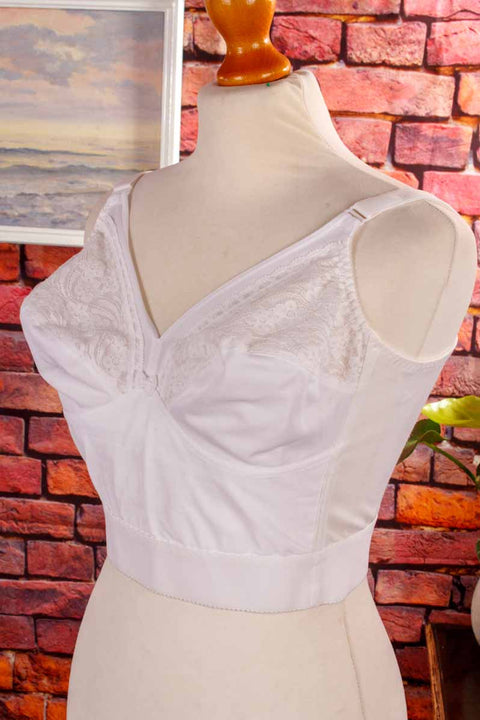 Triumph Mieder Formfit L weiß