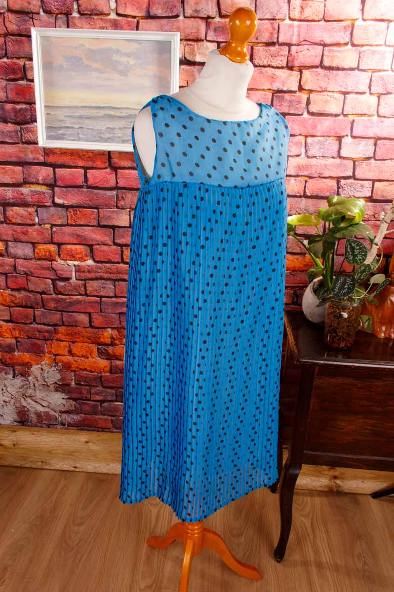 Plisseekleid blau Punkte