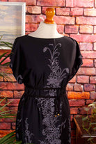 70s Maxikleid schwarz bunt schmal