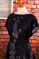 70s Maxikleid schwarz bunt schmal