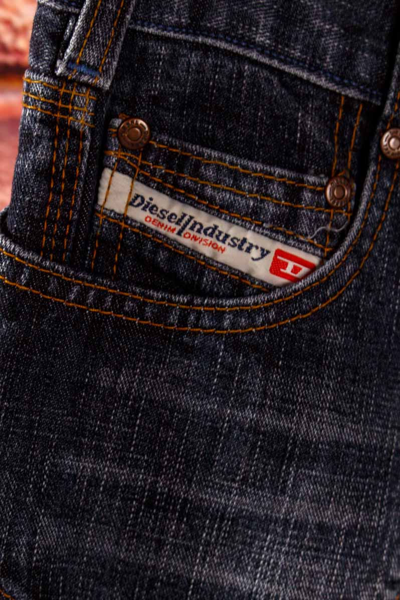 DIESEL Jeans mit Schlag W32L32