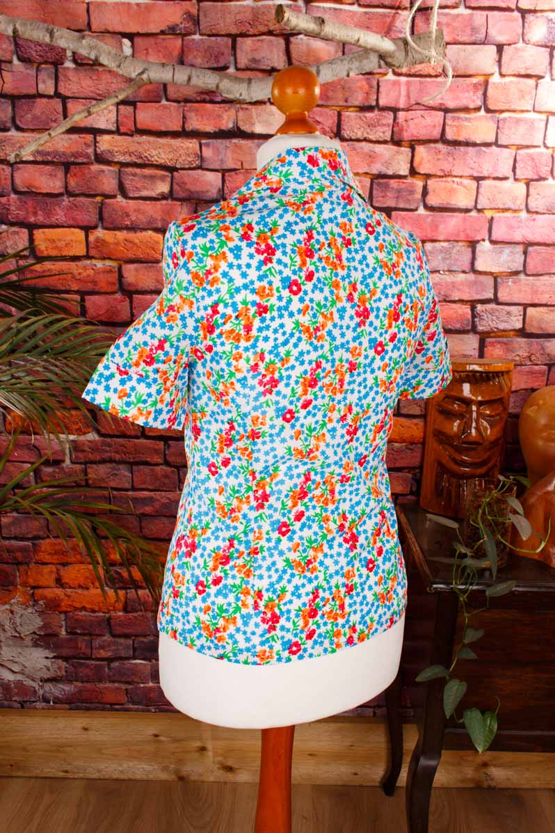 70s Disco Bluse bunt Megakragen