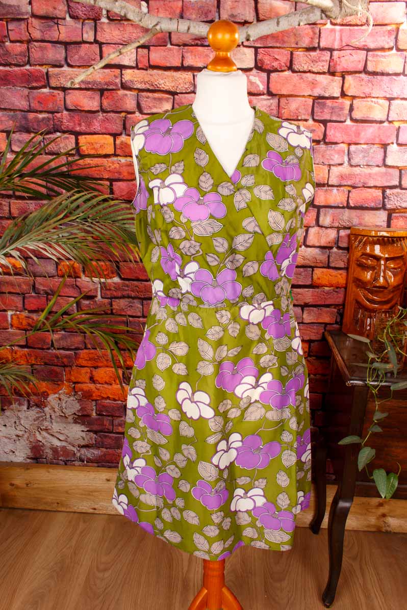 Nylon Kittelkleid grün lila Blumen