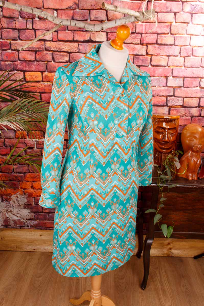 70s Schlagerkleid türkis Muster