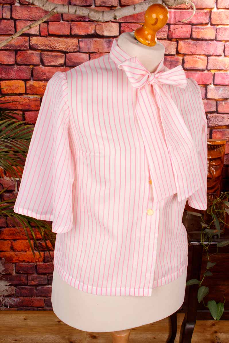 Schluppenbluse rosa Nadelstreifen