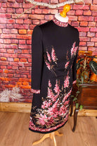 Etuikleid schwarz Pink Blumen