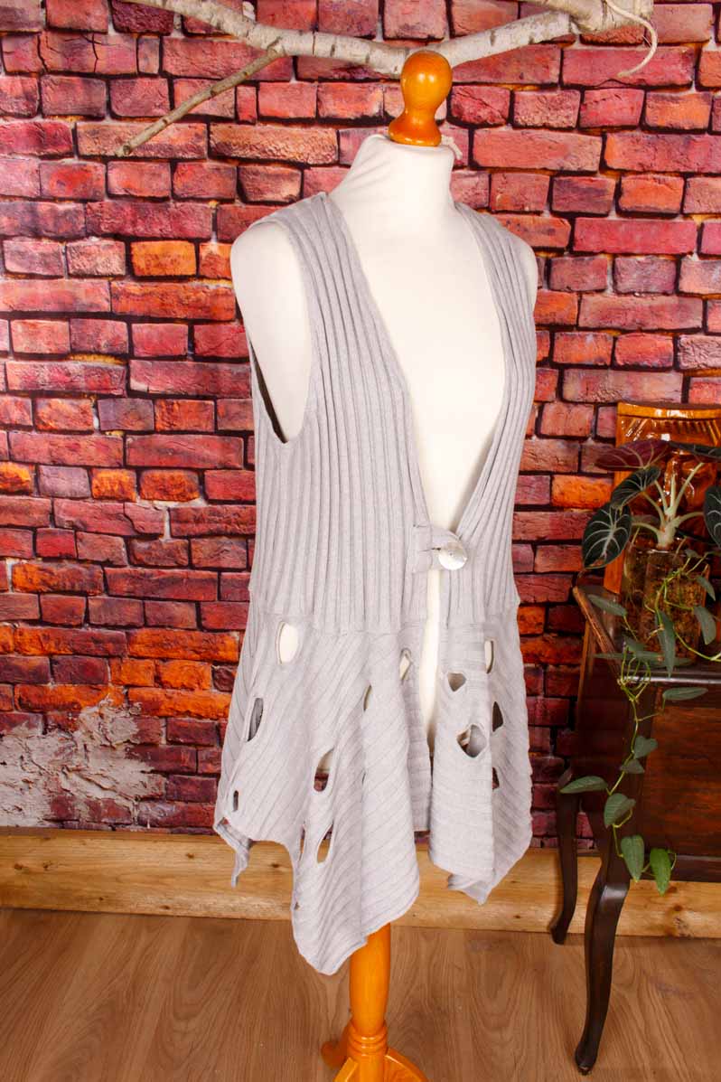 Boho Langweste silbergrau Strick