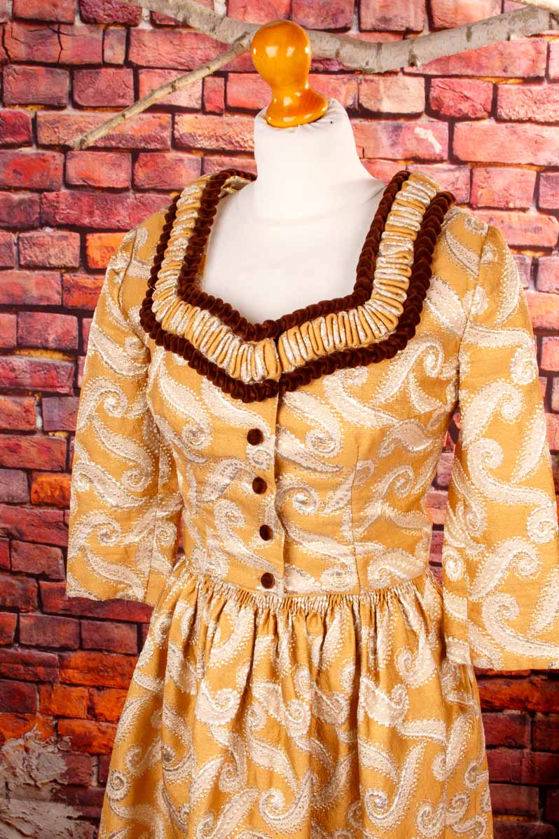 Brokat Dirndl gold + Bolero