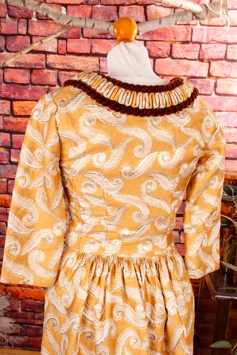 Brokat Dirndl gold + Bolero