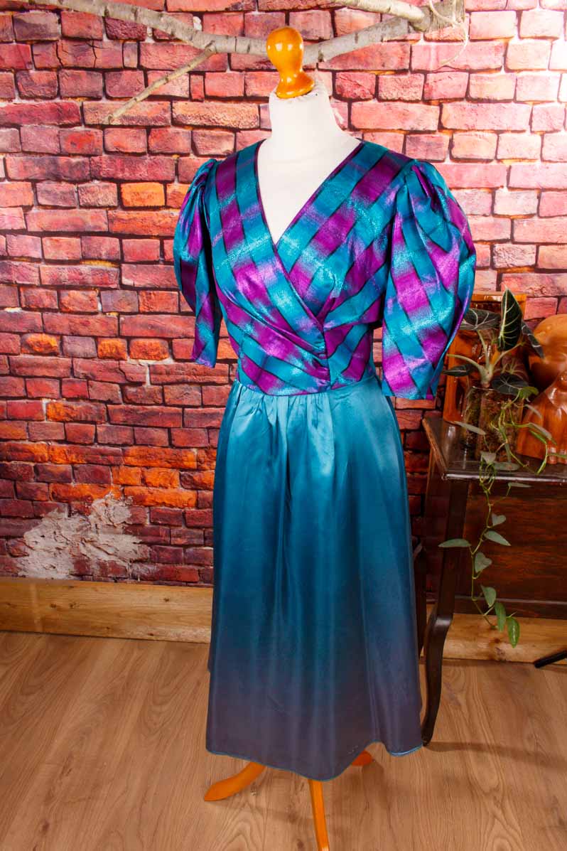 80s Abendkleid türkis lila Brokat