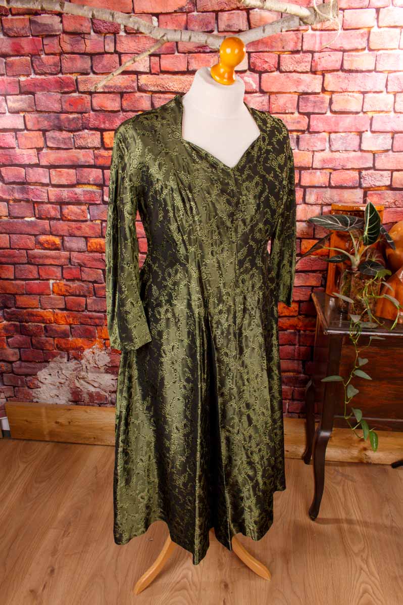 Brokat Abendkleid grün elegant