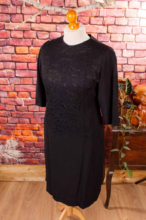 Etuikleid schwarz elegant