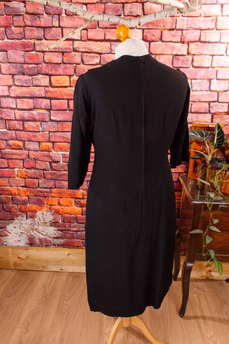 Etuikleid schwarz elegant