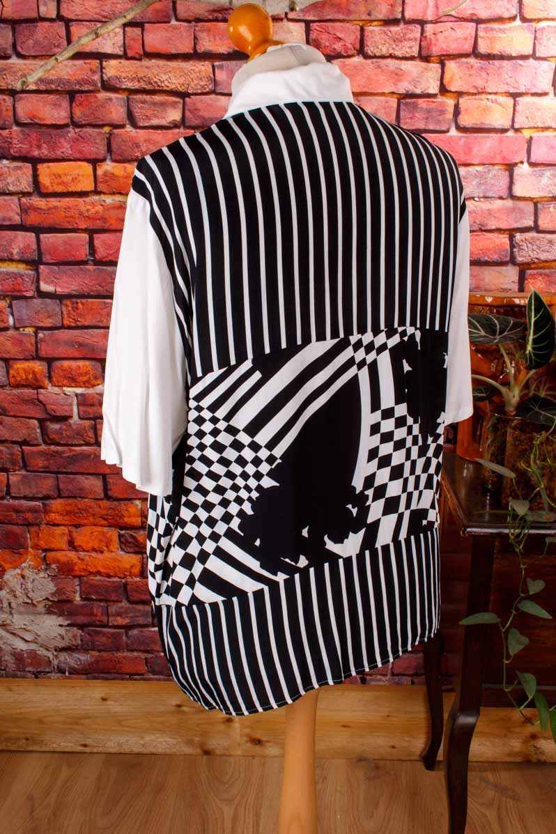 extravagante Bluse schwarz-weiß