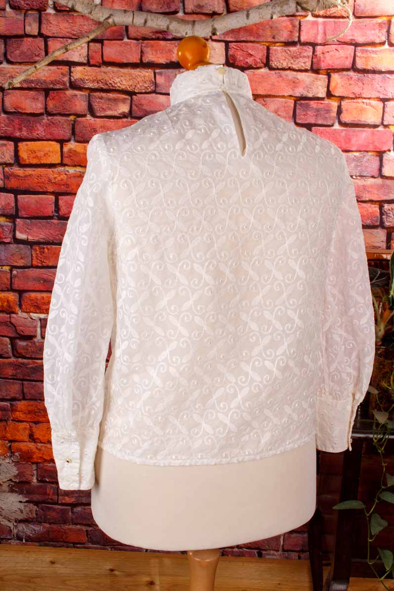 Vintage Spitzenbluse weiß Stehkragen
