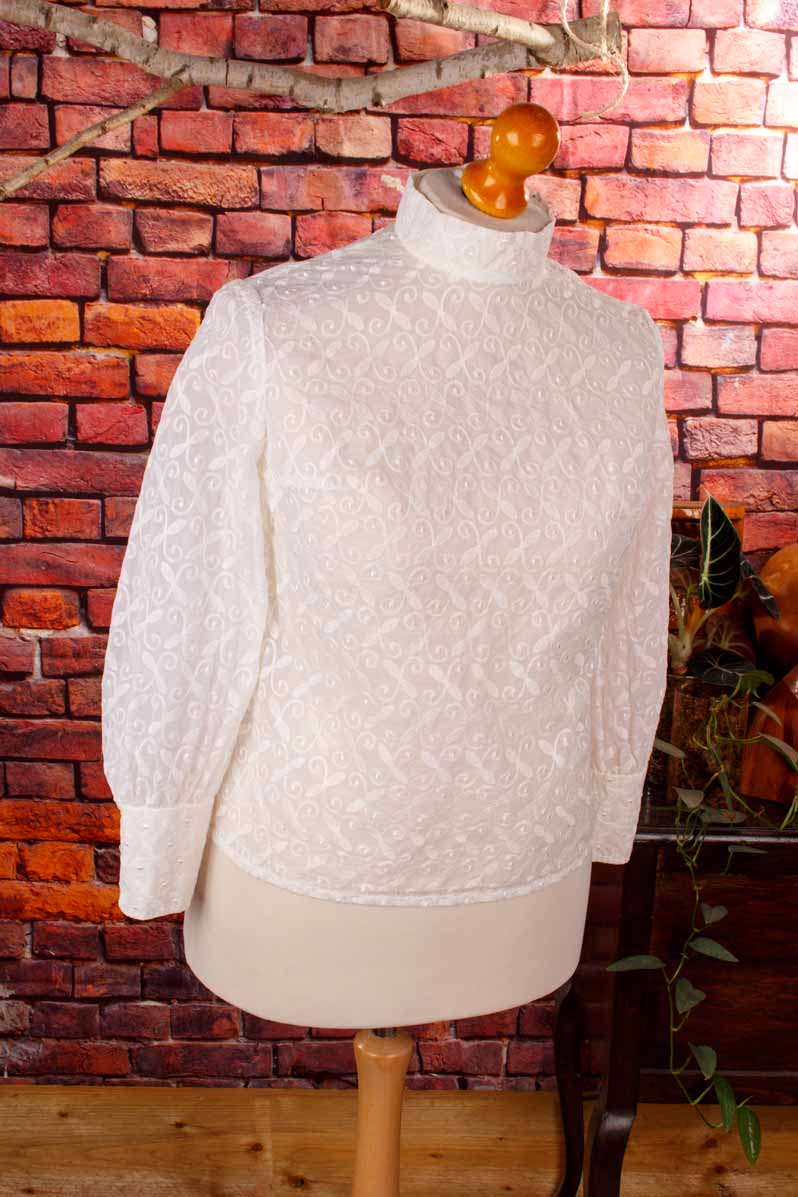 Vintage Spitzenbluse weiß Stehkragen