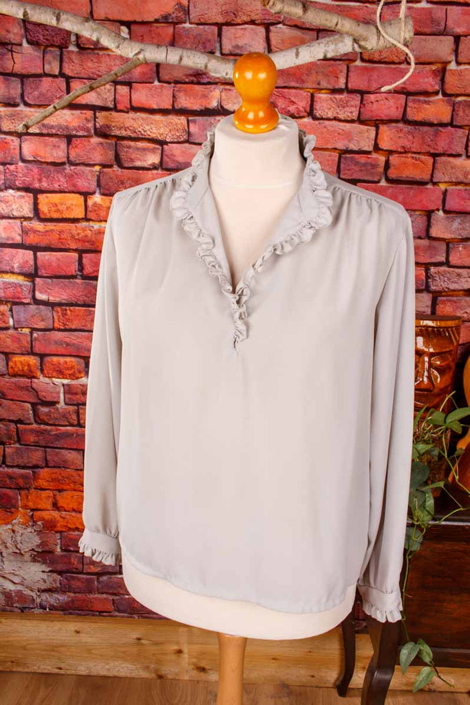 leichte Bluse grau mit Stehkragen