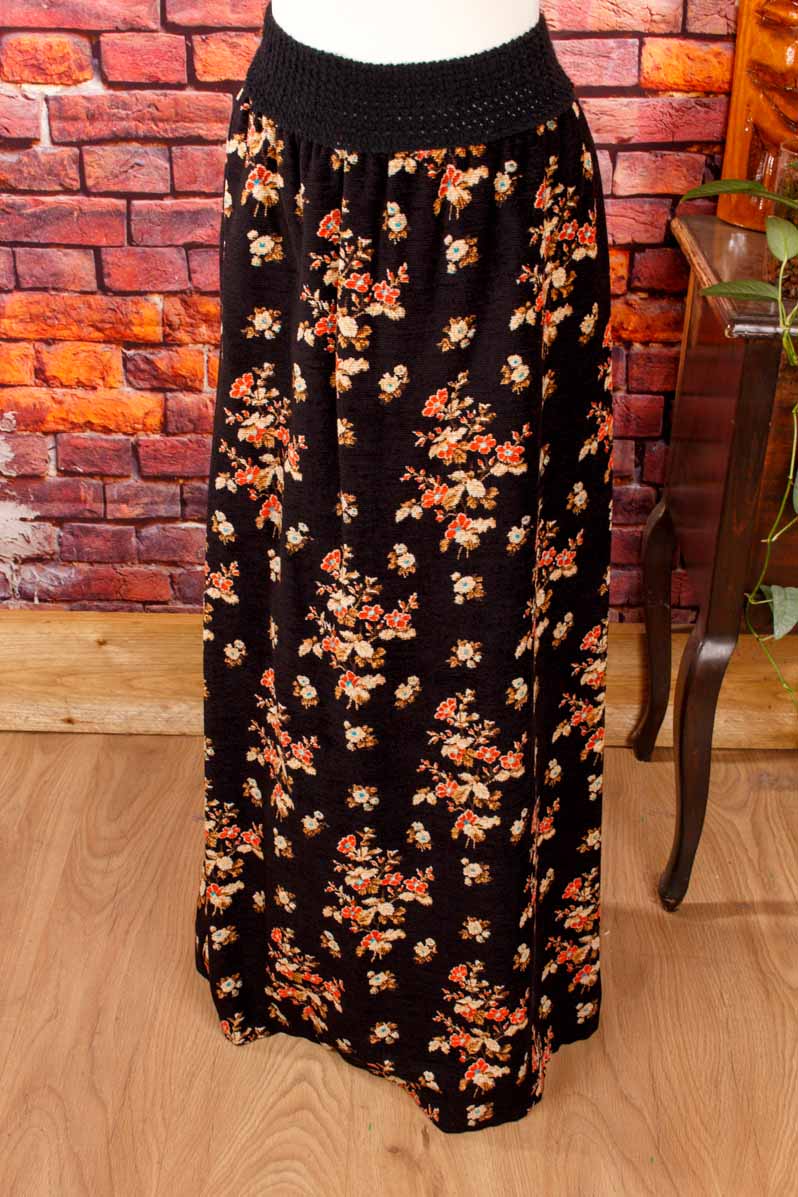 70er Jahre Maxirock schwarz mit Blumen