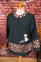 Fleece Pulli mit Terrier und Leomuster