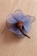 Vintage Anstecker taubenblau Blume