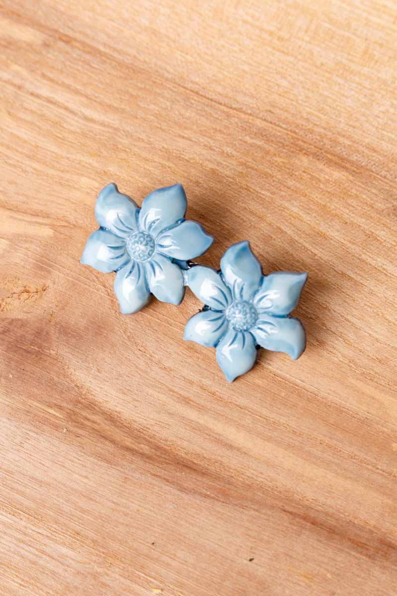 70s Hippie Anstecker Blume blau