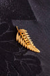 kleiner Anstecker goldenes Blatt
