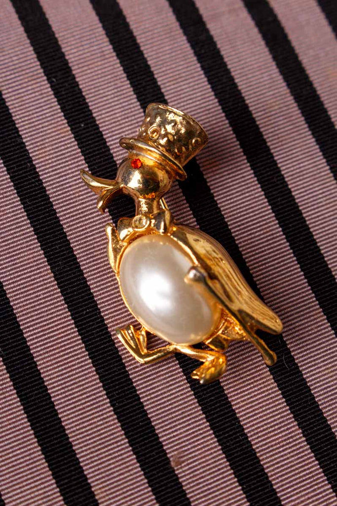 Anstecker gold Pinguin im Frack