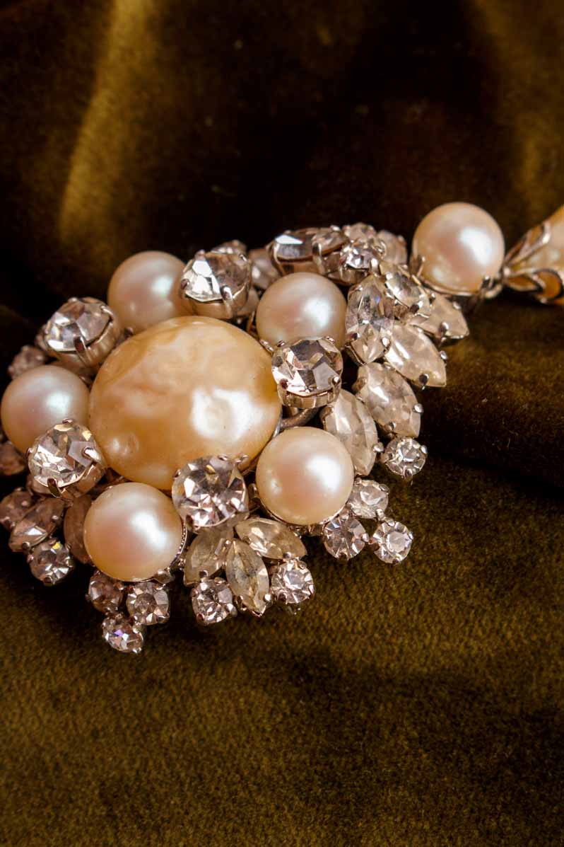VGT DIOR Brosche Strass + Perlen 1968