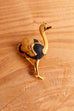 VTG Brosche Vogel Strauss gold Emaille